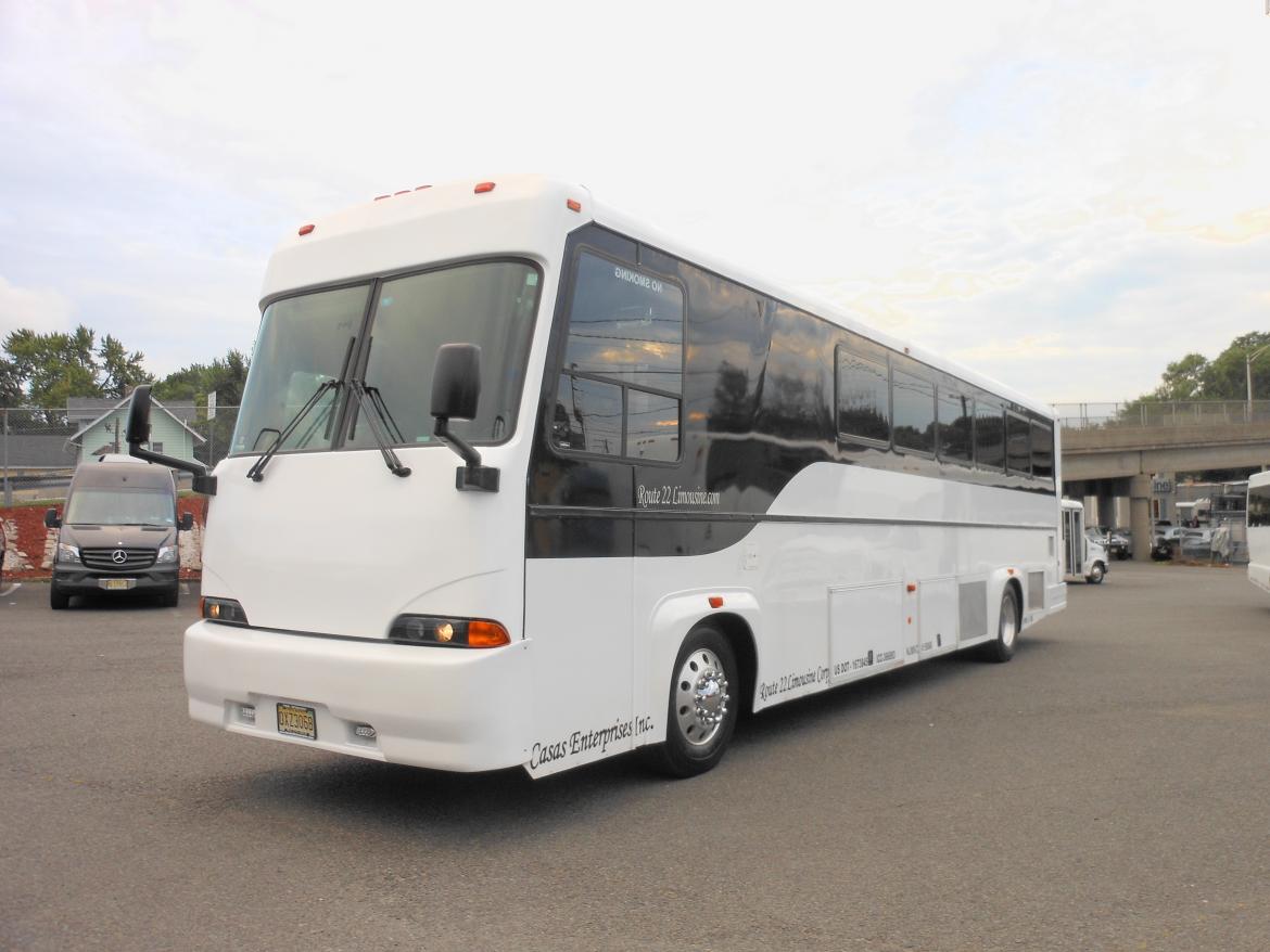 Limo Bus for Sale in Hillside, NJ - Photo 10