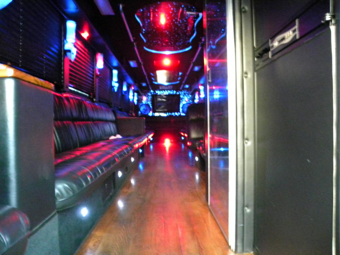 Limo Bus for Sale in Hillside, NJ - Photo 16