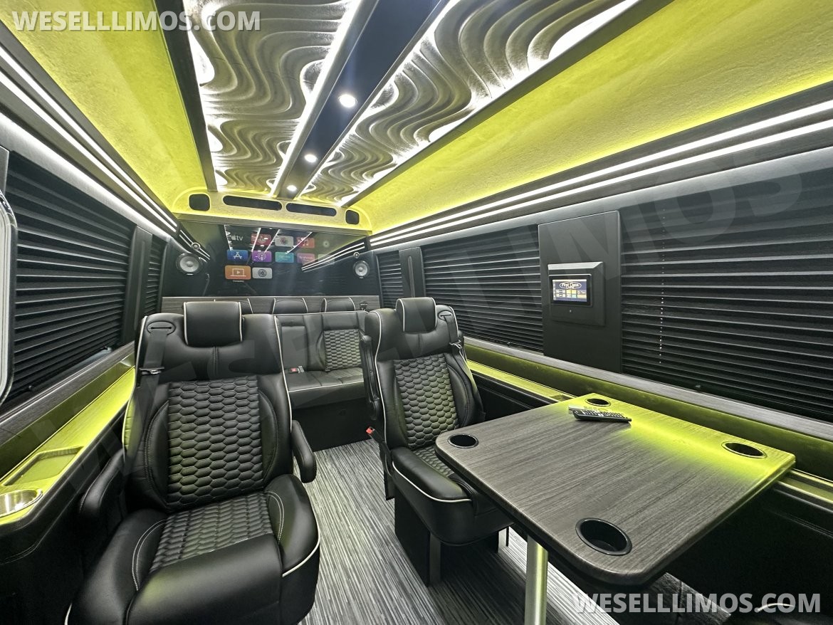 Sprinter for Sale in Springfield, MO - Main Photo