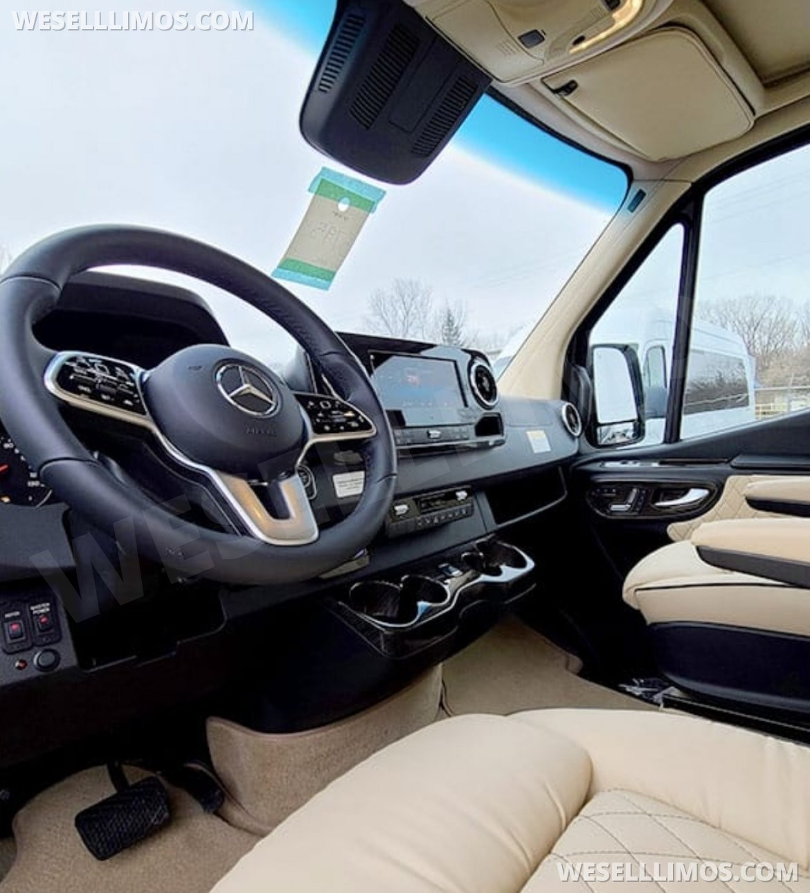 Executive Shuttle for Sale in Joliet, IL - Photo 8