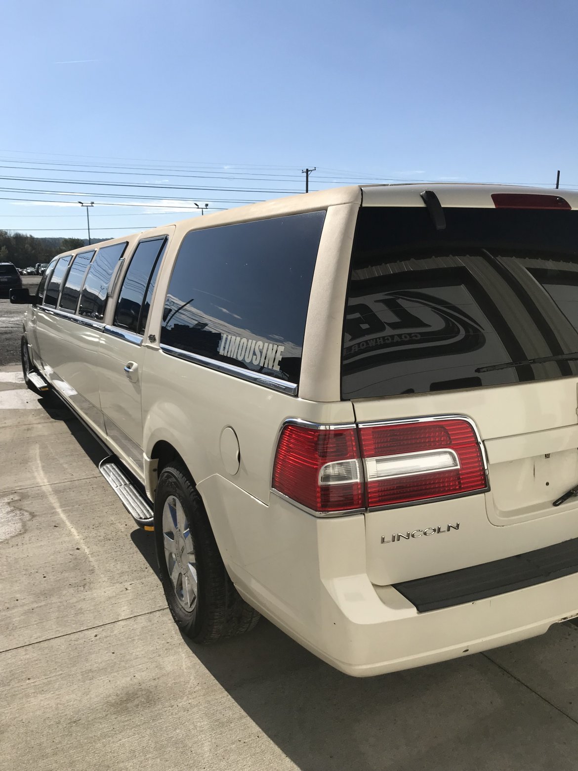SUV Stretch for Sale in North East, PA - Photo 5