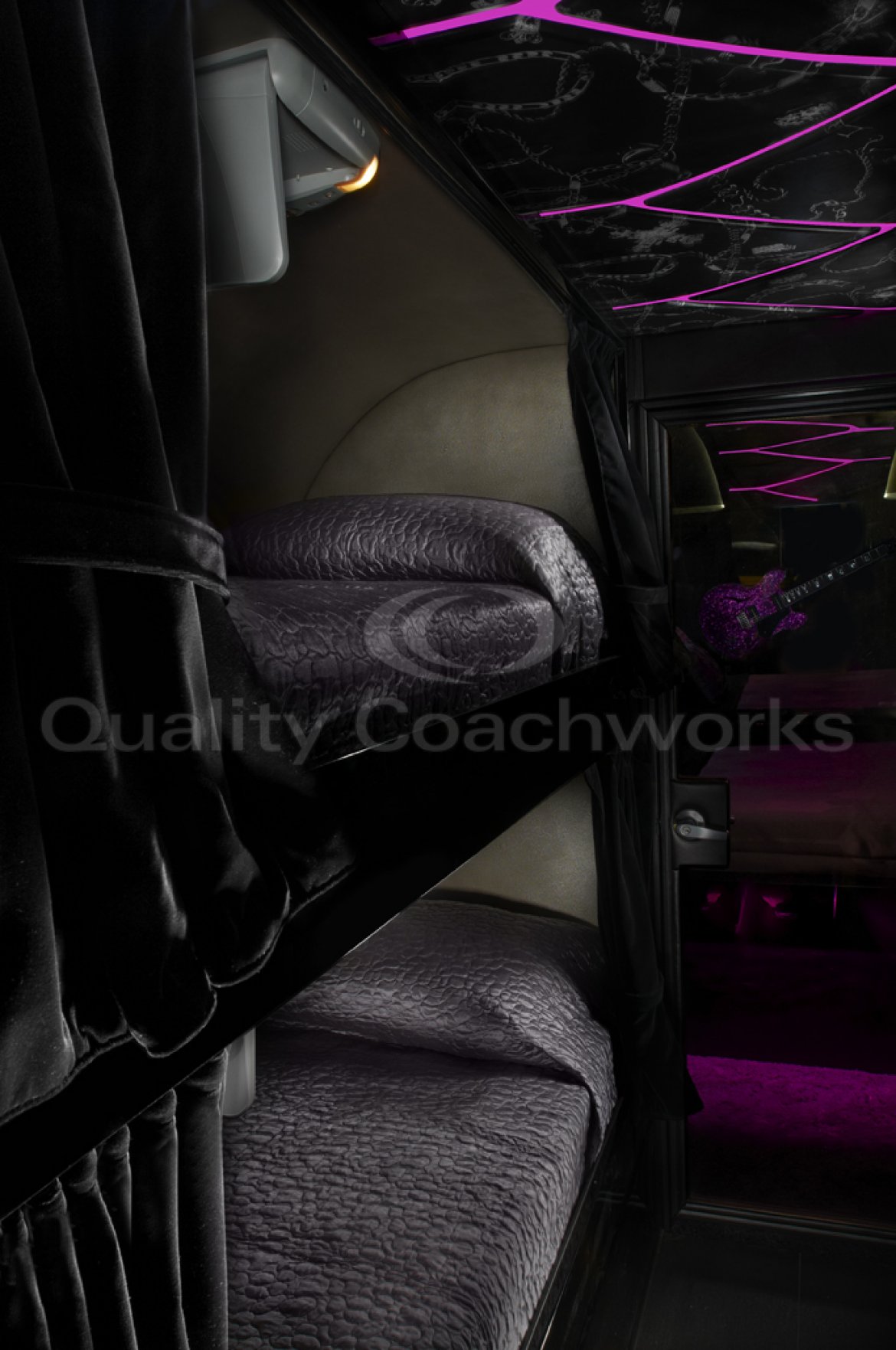 Motorcoach for Sale in Ontario, CA - Photo 7