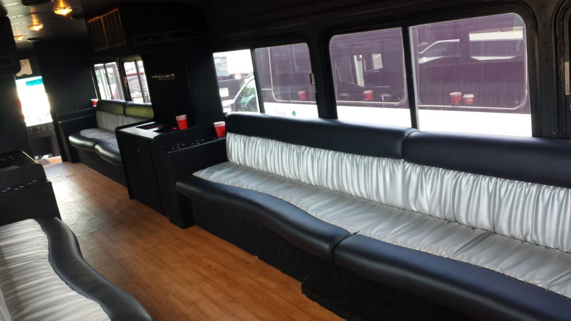 Limo Bus for Sale in Amherst, OH - Photo 13