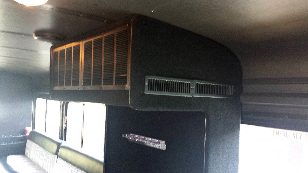 Limo Bus for Sale in Amherst, OH - Photo 17