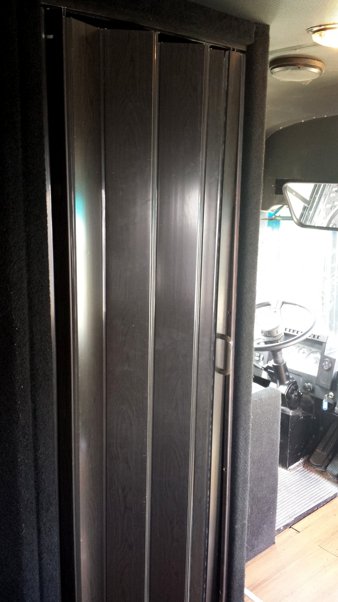 Limo Bus for Sale in Amherst, OH - Photo 19