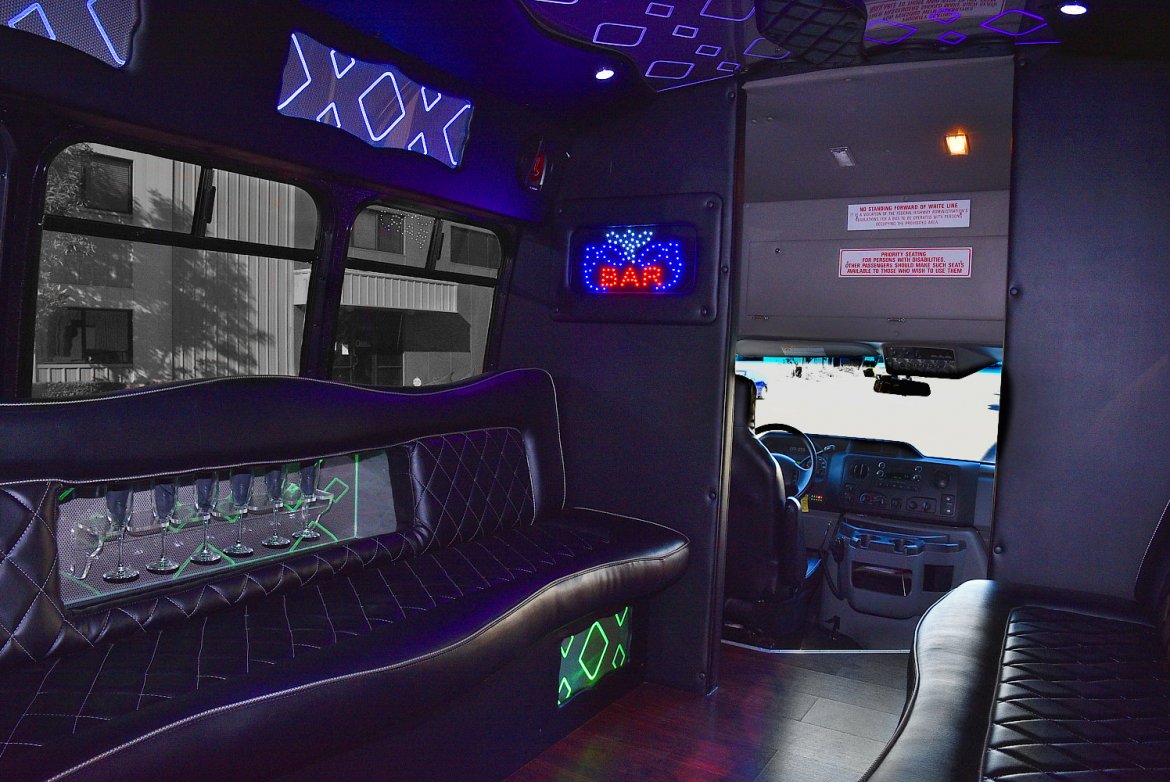 Limo Bus for Sale in Fontana, CO - Photo 12