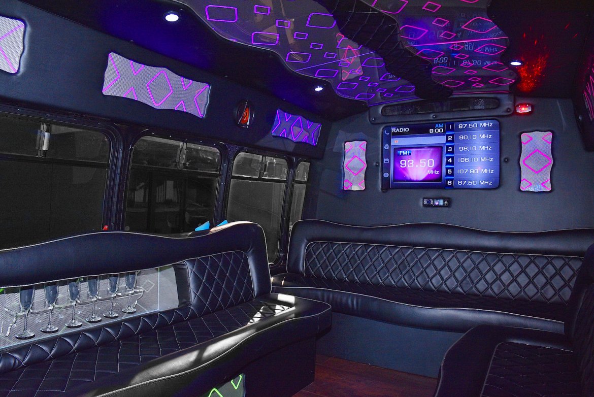 Limo Bus for Sale in Fontana, CO - Photo 13