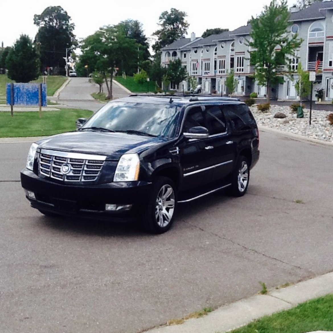 CEO SUV Mobile Office for Sale in Romulus, MI - Photo 6