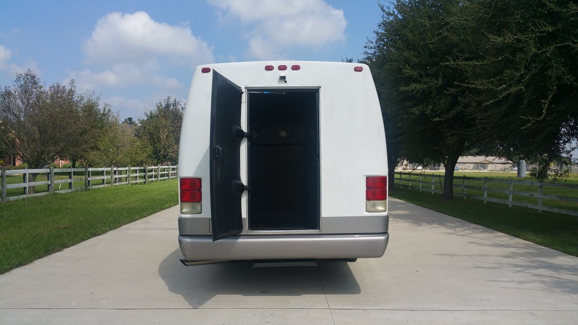 Limo Bus for Sale in Houston, TX - Photo 7