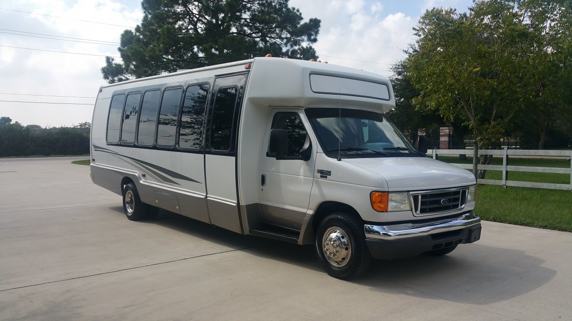 Limo Bus for Sale in Houston, TX - Photo 3