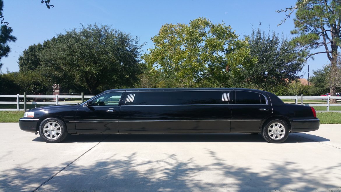 Limousine for Sale in Houston, TX - Photo 5