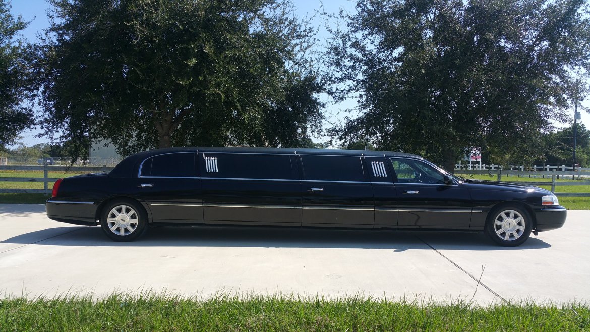 Limousine for Sale in Houston, TX - Photo 6