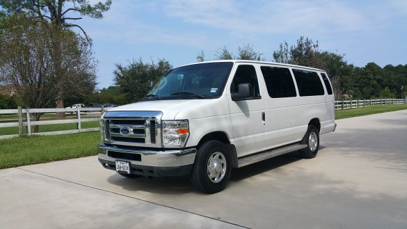 2010 Ford E-350 XLT Super Duty w/Advance Trac & Flex Fuel Sprinter for Sale in Houston, TX - Main Photo