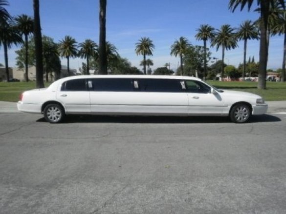 2005 Lincoln Towncar Limousine for Sale in los angeles, CA - Main Photo