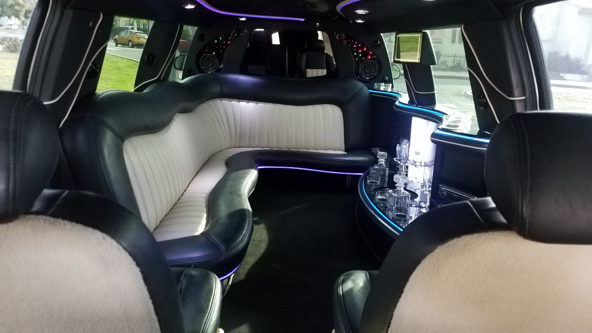 Limousine for Sale in los angeles, CA - Photo 2
