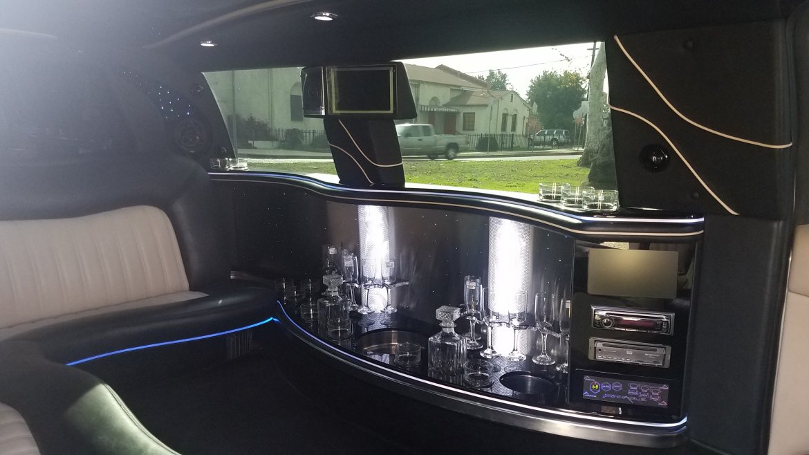 Limousine for Sale in los angeles, CA - Photo 5