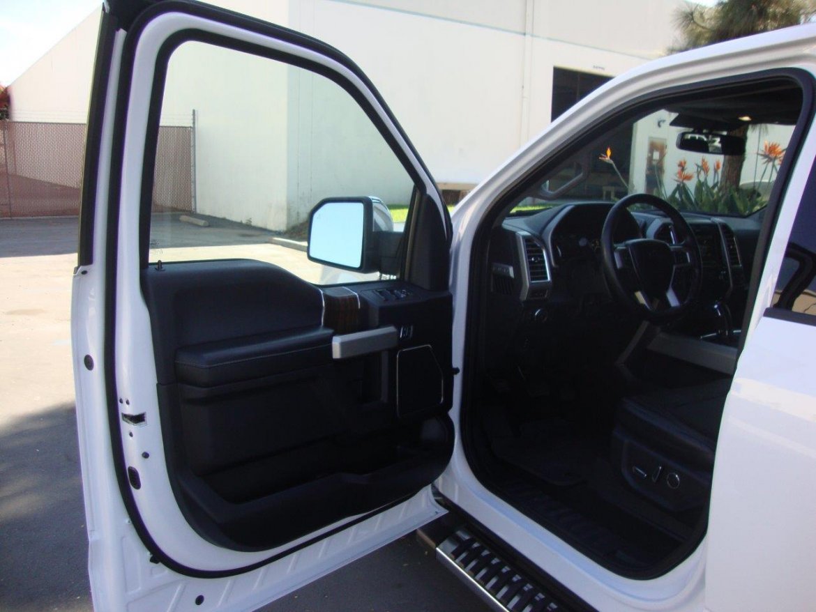 Truck for Sale in Carson, CA - Photo 18