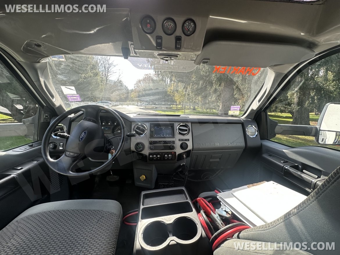 Shuttle Bus for Sale in Morganville, NJ - Photo 14