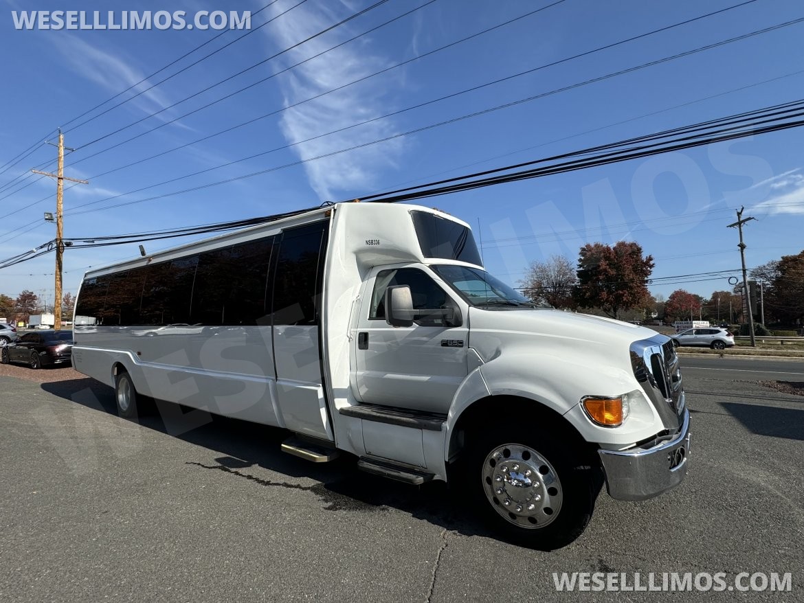 Shuttle Bus for Sale in Morganville, NJ - Main Photo