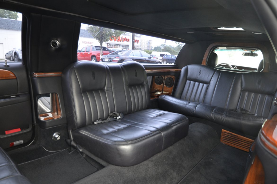Limousine for Sale in Oaklyn, NJ - Photo 9