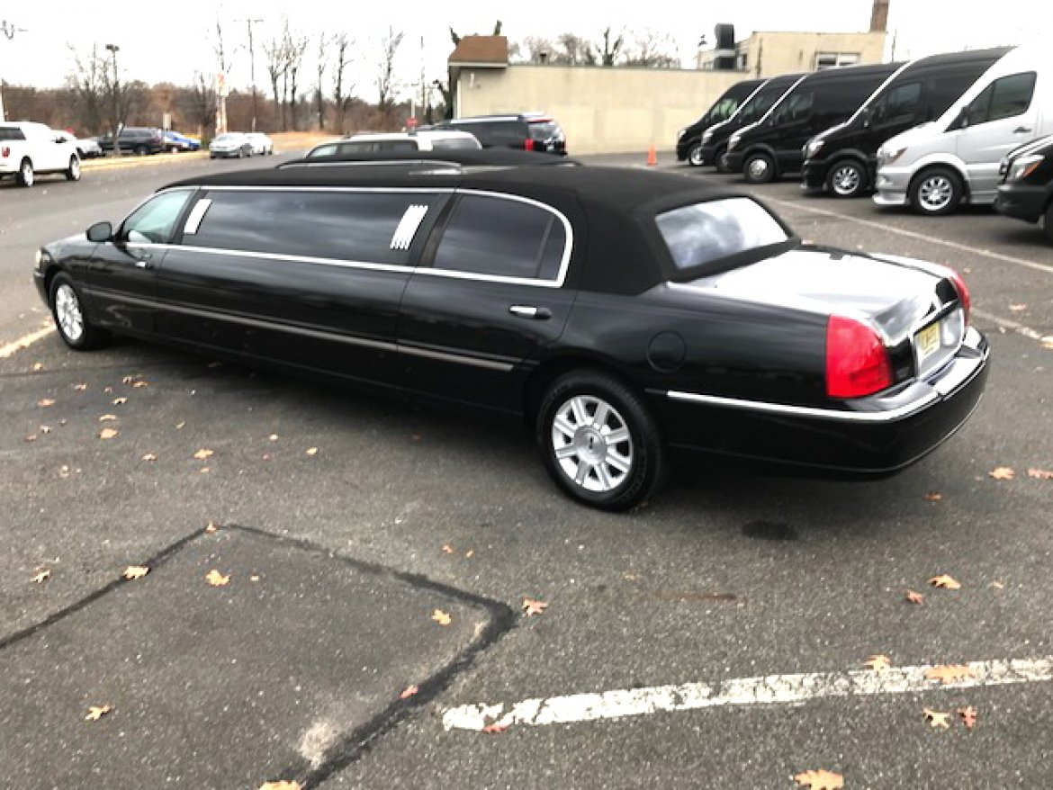 Limousine for Sale in Oaklyn, NJ - Photo 7