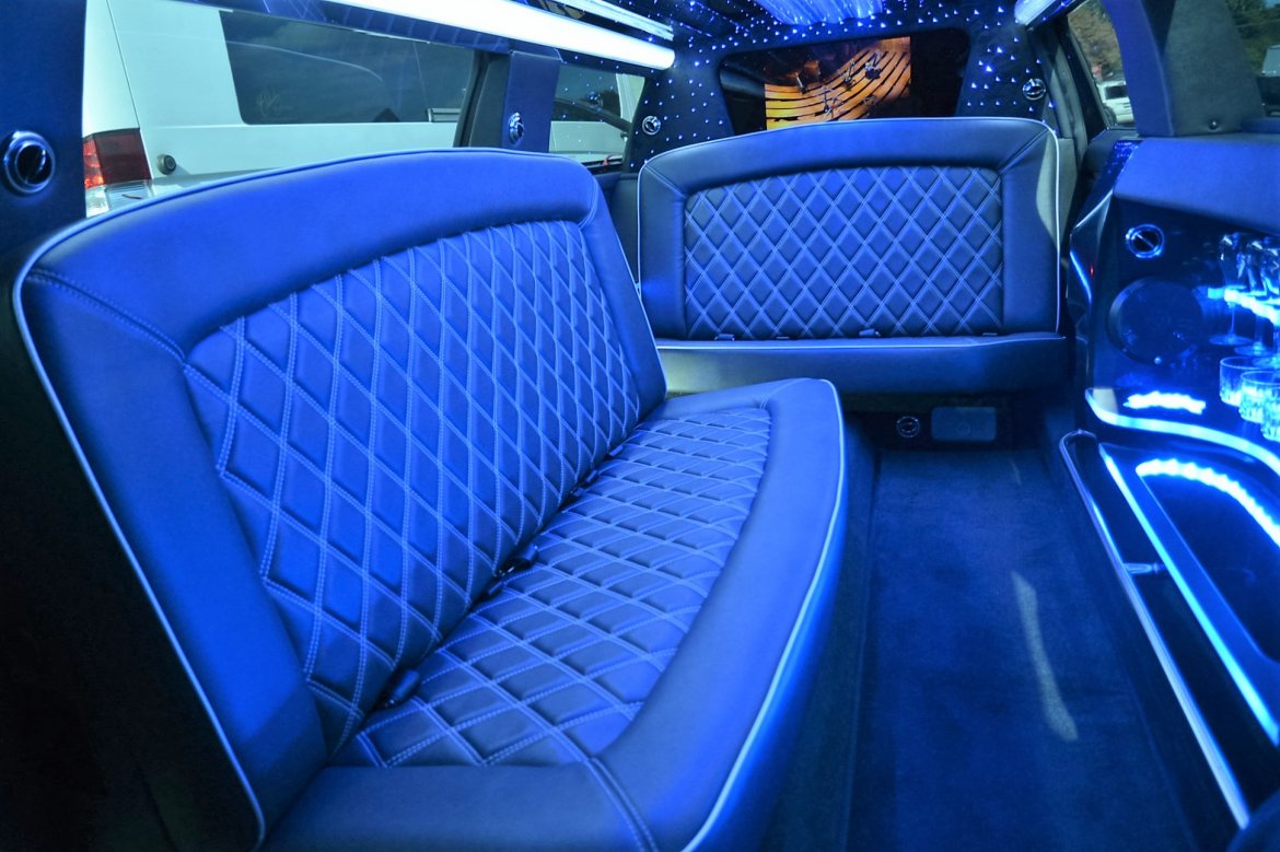 Limousine for Sale in Oaklyn, NJ - Photo 10