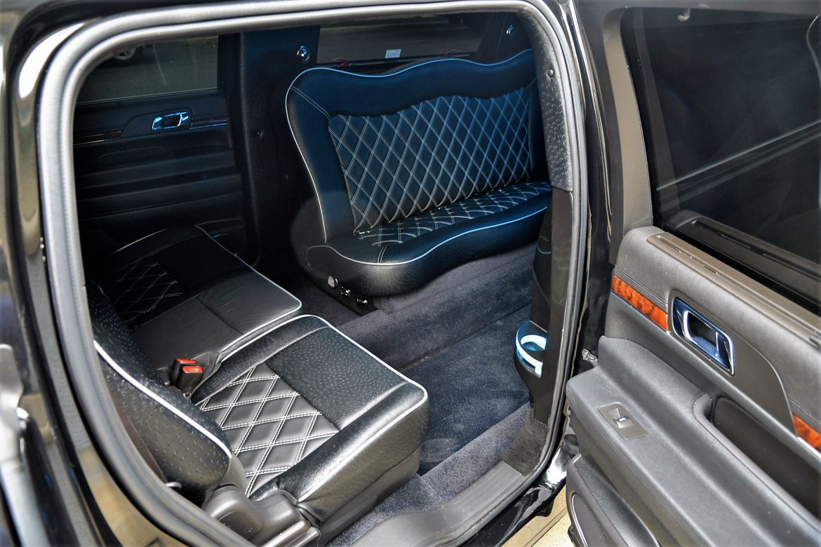 Limousine for Sale in Oaklyn, NJ - Photo 13