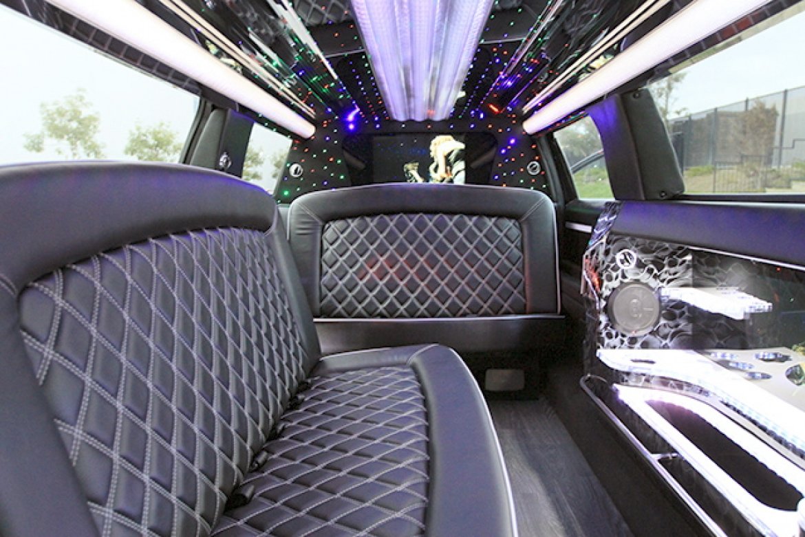 Limousine for Sale in Oaklyn, NJ - Photo 25