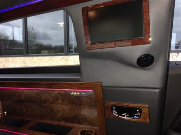2014 Cadillac XTS 70 inch Stretch Limousine for Sale in Haverhill, MA - Photo 3