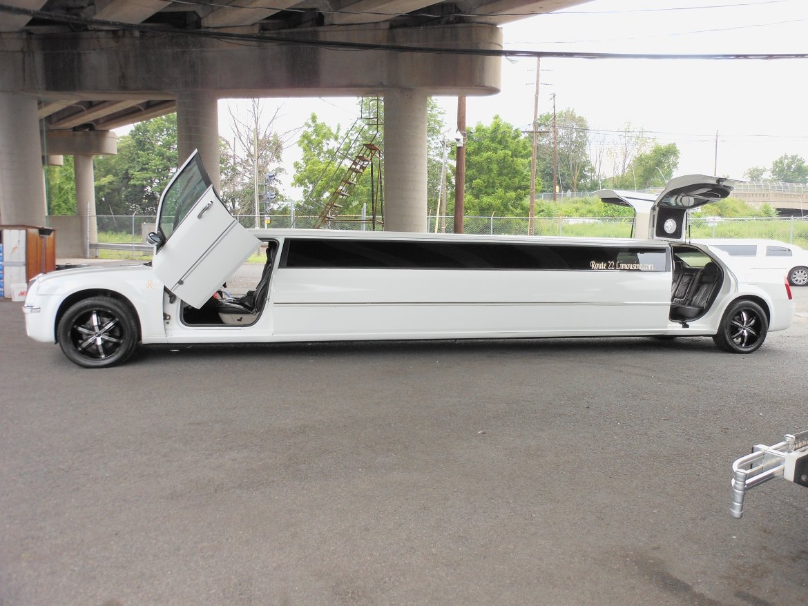 Limousine for Sale in Hilside, NJ - Photo 2