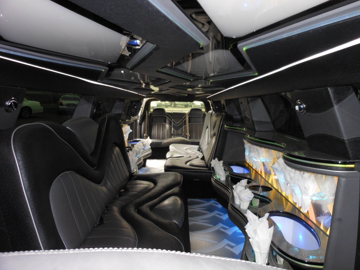 Limousine for Sale in Hilside, NJ - Photo 9