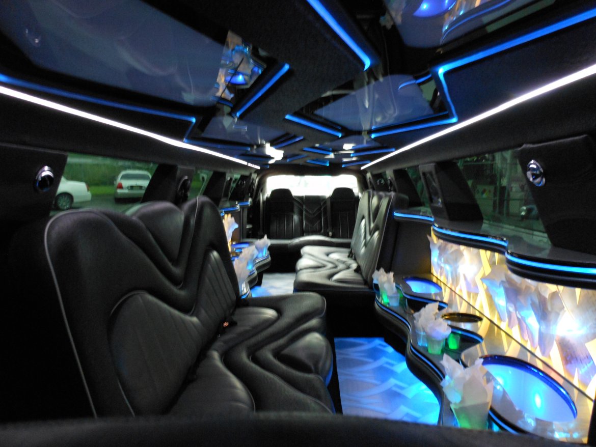 Limousine for Sale in Hilside, NJ - Photo 10