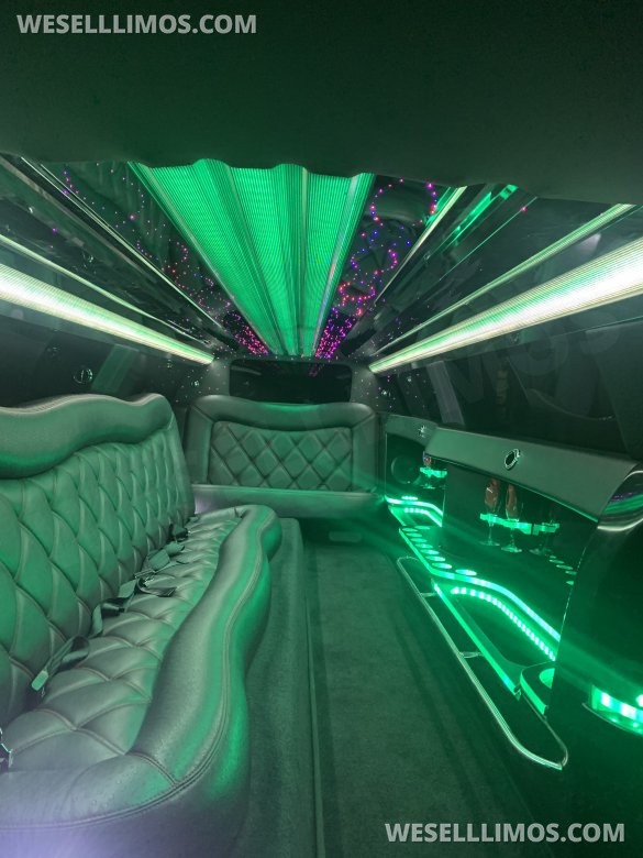 2015 Dodge Challenger Limousine for Sale in Harrison Twp, MI - Photo 3