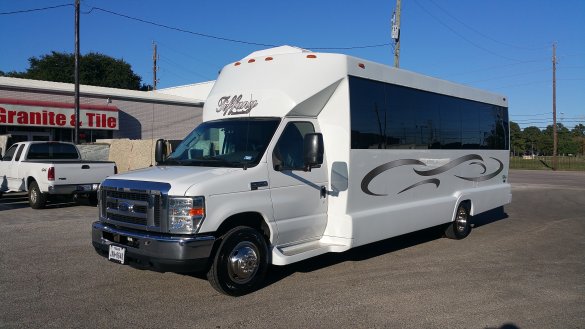 2008 Ford E 450 Limo Bus for Sale in Houston, TX - Main Photo