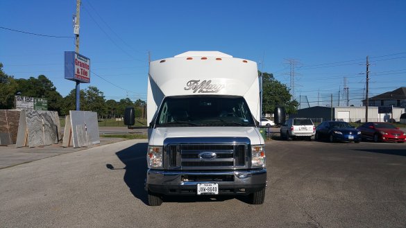 2008 Ford E 450 Limo Bus for Sale in Houston, TX - Photo 2