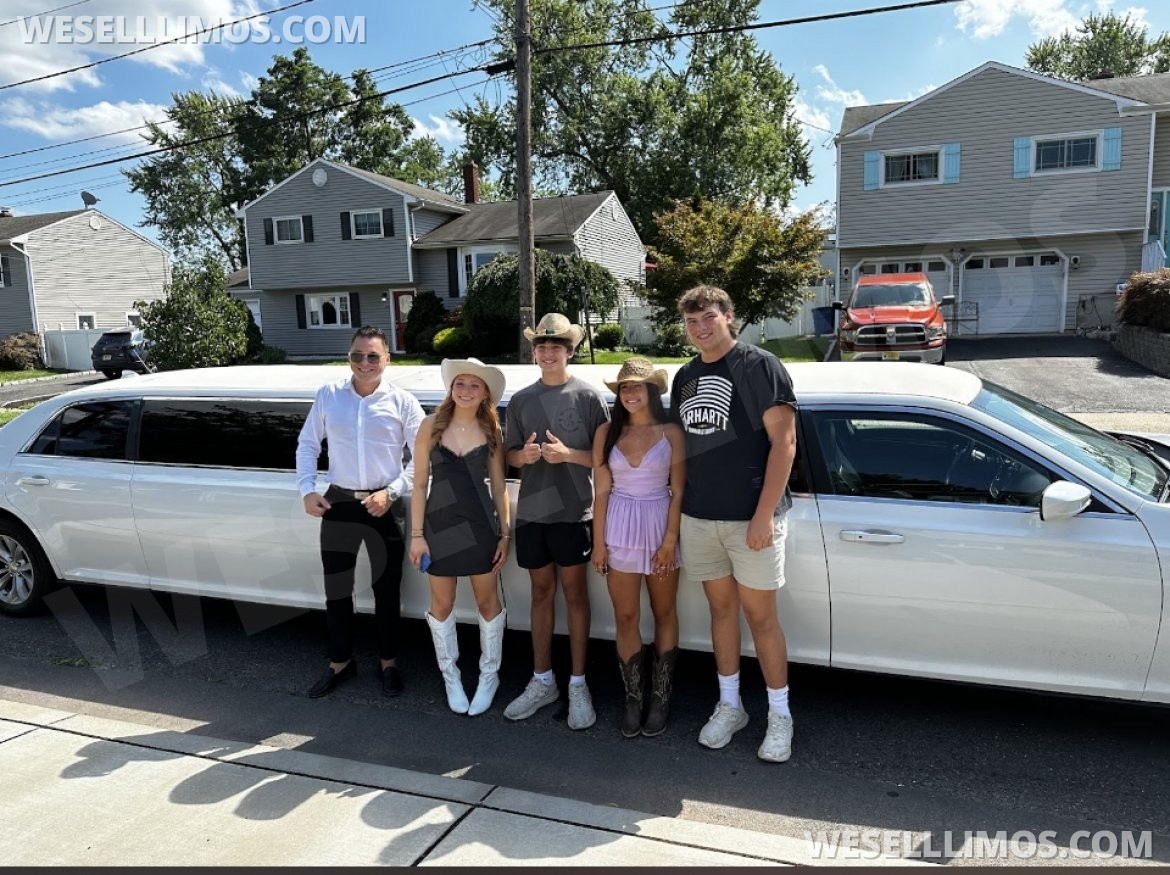 Limousine for Sale in Hazlet, NJ - Photo 7