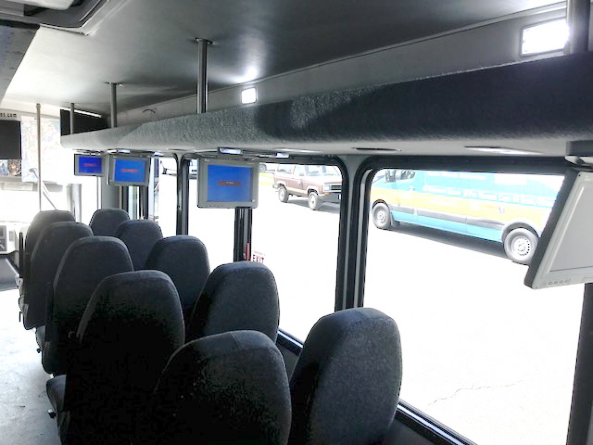 Shuttle Bus for Sale in Oaklyn, NJ - Photo 7