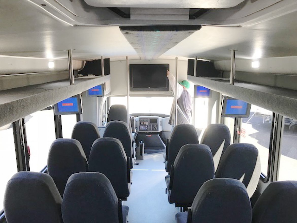 Shuttle Bus for Sale in Oaklyn, NJ - Photo 10