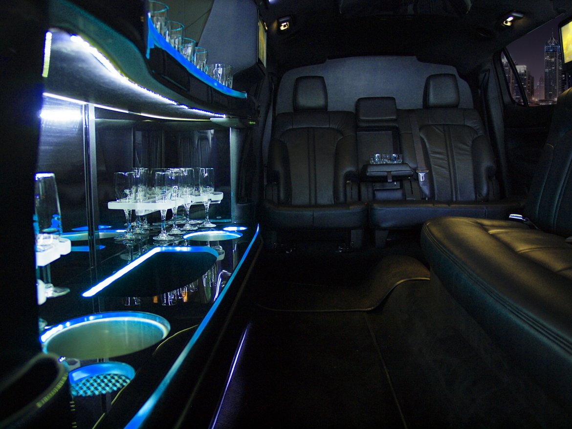 Limousine for Sale in Fall River, MA - Photo 10