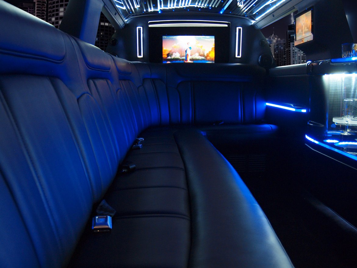 Limousine for Sale in Fall River, MA - Photo 11