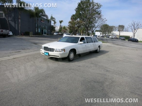 1999 Cadillac Deville 6-Door Limousine Funeral for Sale in Carson, CA - Main Photo