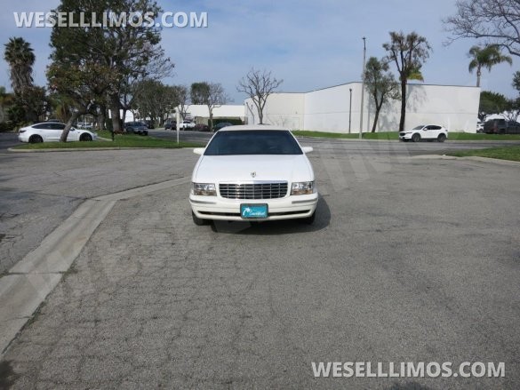 1999 Cadillac Deville 6-Door Limousine Funeral for Sale in Carson, CA - Photo 2