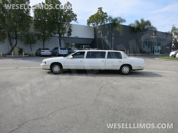 1999 Cadillac Deville 6-Door Limousine Funeral for Sale in Carson, CA - Photo 3