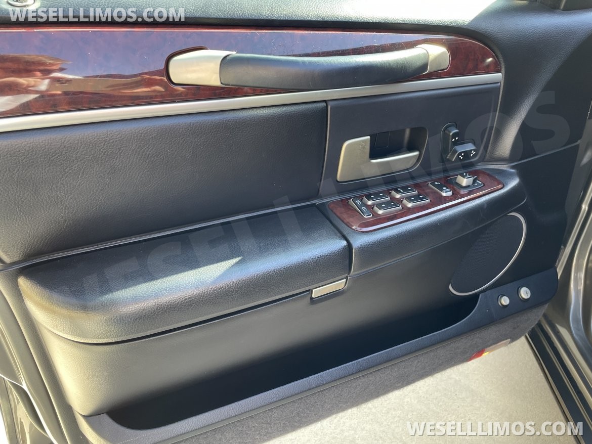 Limousine for Sale in Daphne, AL - Photo 29
