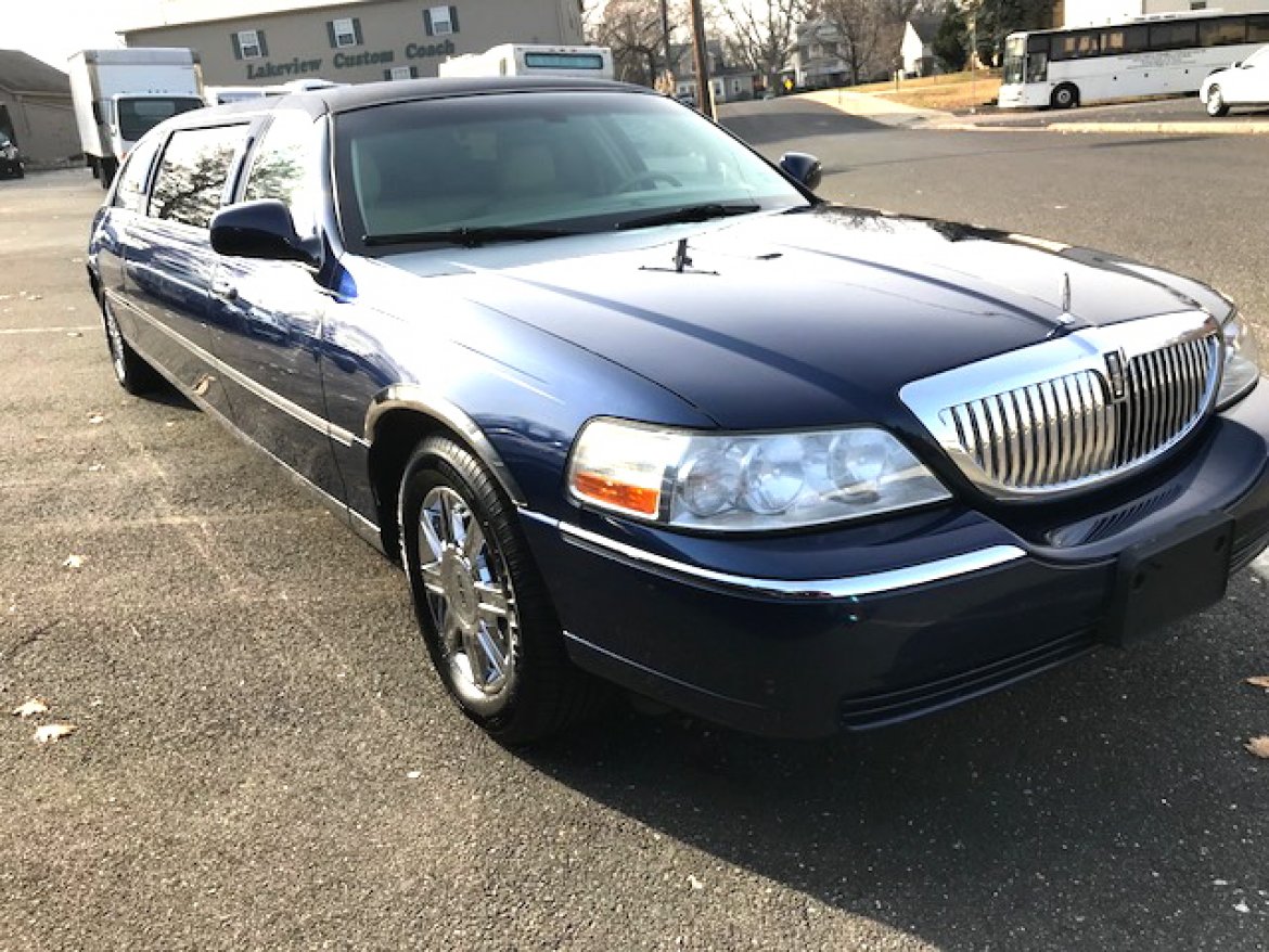 Limousine for Sale in Oaklyn, NJ - Photo 24