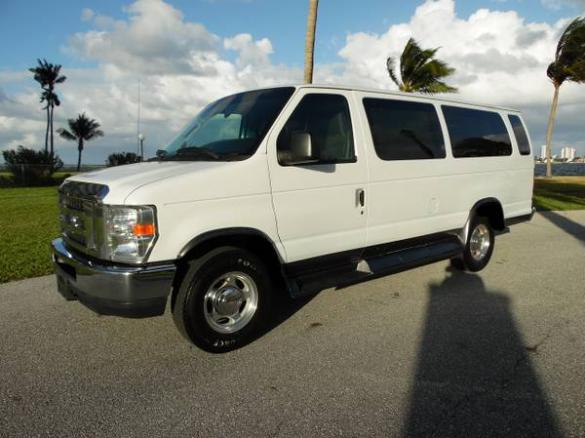 2011 Ford E350 XLT Limousine for Sale in west palm beach, FL - Photo 2