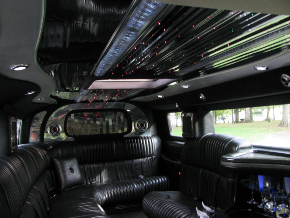SUV Stretch for Sale in Nashville, TN - Photo 15