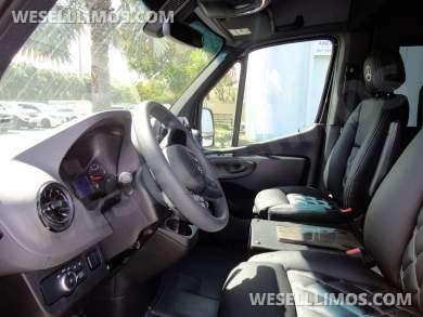2023 Westwind Coachworks Mercedes-Benz Sprinter Executive Shuttle 3500 Sprinter - Sprinter for Sale in Delray Beach, FL - Photo 16