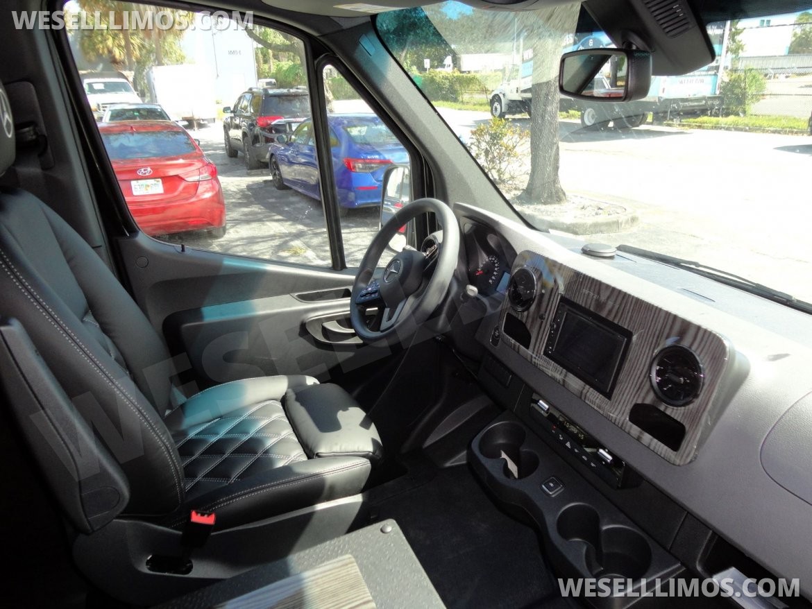 Sprinter for Sale in Delray Beach, FL - Photo 17