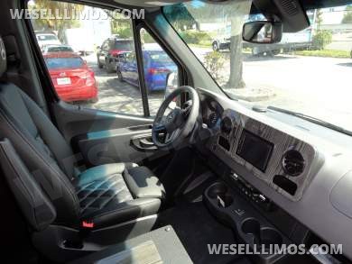 2023 Westwind Coachworks Mercedes-Benz Sprinter Executive Shuttle 3500 Sprinter - Sprinter for Sale in Delray Beach, FL - Photo 17